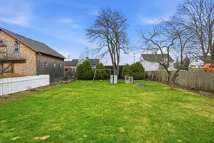73 Moore St, Fall River, MA 02720 - Photo 5