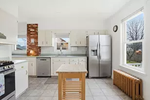 73 Moore St, Fall River, MA 02720 - Photo 17