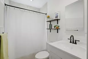 73 Moore St, Fall River, MA 02720 - Photo 25