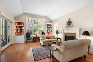 12 Fillmore Pl, Weston, MA 02493 - Photo 3