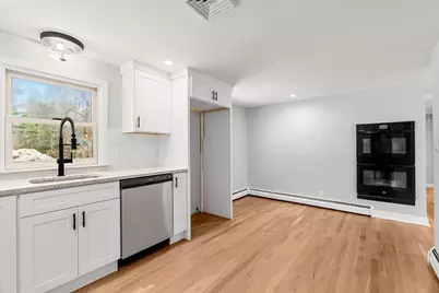 83 Thurlow St, Georgetown, MA 01833 - Photo 9