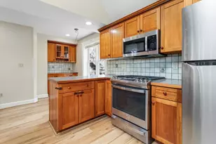 856 Main St, Reading, MA 01867 - Photo 5