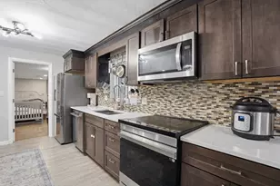 7 Edith Rd, Framingham, MA 01701 - Photo 13