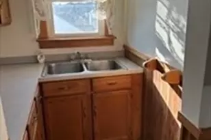 270 Belmont, Worcester, MA 01613 - Photo 5