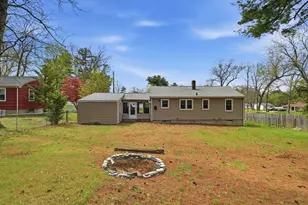 33 Overhill Dr, Springfield, MA 01129 - Photo 15
