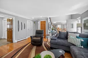 22 McRayne Hill Rd, Billerica, MA 01821 - Photo 9