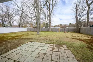 38 Marion St, Holbrook, MA 02343 - Photo 23