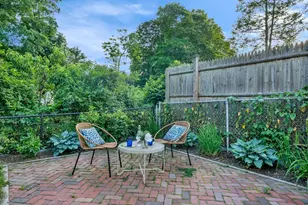 16 Chestnut St, Newburyport, MA 01950 - Photo 19