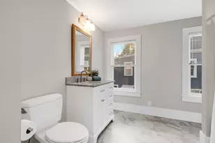 16 Chestnut St, Newburyport, MA 01950 - Photo 27