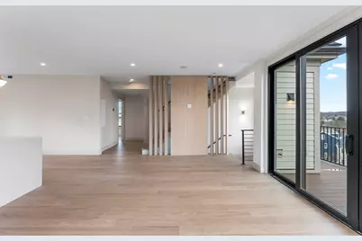 142A Metropolitan, Boston, MA 02131 - Photo 15