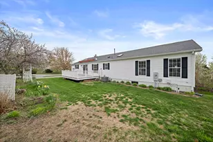 6802 Oak Point Dr, Middleborough, MA 02346 - Photo 31