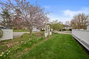 6802 Oak Point Dr, Middleborough, MA 02346 - Photo 33