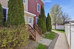 910 Saratoga St, Boston, MA 02128 - Photo 15