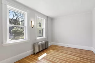 16 Pleasant St, Salem, MA 01970 - Photo 21