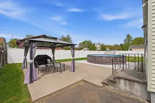 54 Shaw Park Ave, Chicopee, MA 01013 - Photo 37
