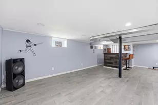 54 Shaw Park Ave, Chicopee, MA 01013 - Photo 29
