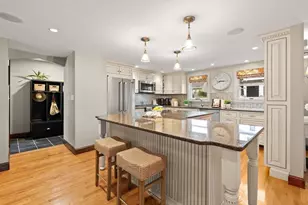 147 Charlton St, Arlington, MA 02476 - Photo 17