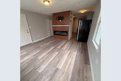 84 Walden St, New Bedford, MA 02740 - Photo 9