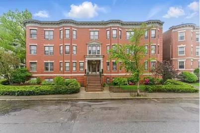 16 Garrison Rd #7, Brookline, MA 02445 - Photo 1
