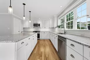 39 French St, Watertown, MA 02472 - Photo 7