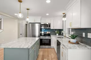 16 Picard Cir, Easthampton, MA 01027 - Photo 3