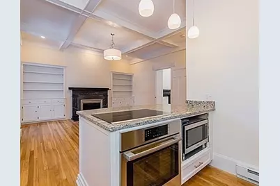 9 Temple St #1, Boston, MA 02114 - Photo 11