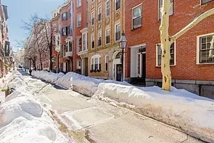 9 Temple St, Boston, MA 02114 - Photo 39