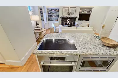 9 Temple St #1, Boston, MA 02114 - Photo 13