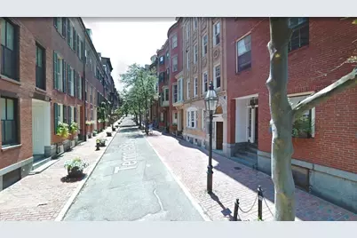 9 Temple St #1, Boston, MA 02114 - Photo 3