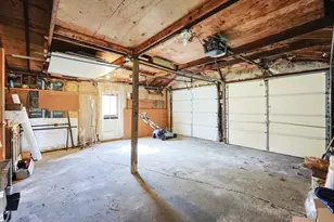 16 E New Lenox Rd, Lenox, MA 01240 - Photo 25