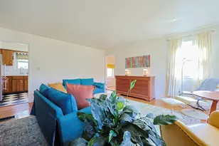 16 E New Lenox Rd, Lenox, MA 01240 - Photo 11