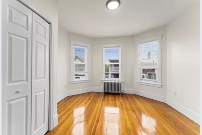 12 Gayland St, Boston, MA 02125 - Photo 5