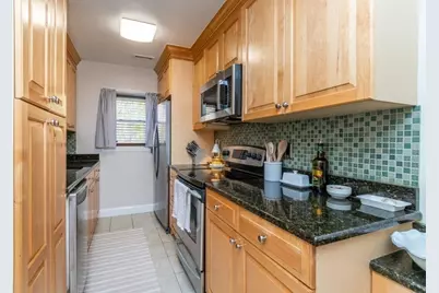 156 Newton St #4, Boston, MA 02135 - Photo 9