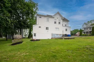 28 Washington St, Stoneham, MA 02180 - Photo 17