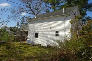 17B Oakley Ave, Bourne, MA 02532 - Photo 5