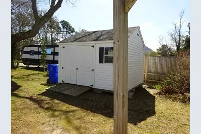 17B Oakley Avenue, Bourne, MA 02532 - Photo 23