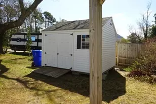 17B Oakley Ave, Bourne, MA 02532 - Photo 23