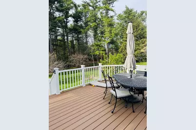 10 Parker Dr, Freetown, MA 02717 - Photo 5