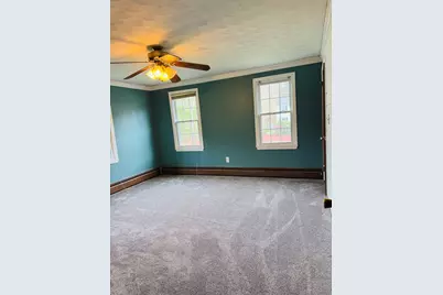 10 Parker Dr, Freetown, MA 02717 - Photo 17