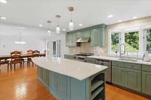 10 Parker Dr, Freetown, MA 02717 - Photo 13