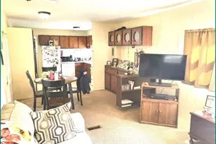 47 Redwood Dr, Halifax, MA 02338 - Photo 7