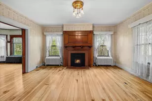 186 Elm St, North Attleboro, MA 02760 - Photo 9