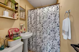 20 Mott St, Worcester, MA 01604 - Photo 21
