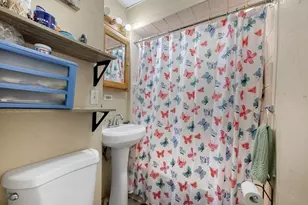 20 Mott St, Worcester, MA 01604 - Photo 17