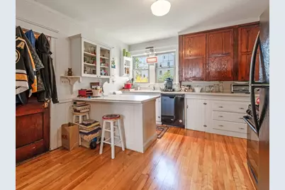 1066 Pleasant Street, Worcester, MA 01602 - Photo 7