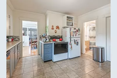 1066 Pleasant Street, Worcester, MA 01602 - Photo 23