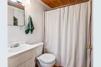 1066 Pleasant Street, Worcester, MA 01602 - Photo 39