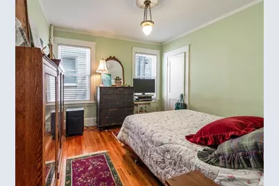 1066 Pleasant Street, Worcester, MA 01602 - Photo 5