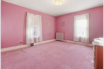 7 Sheldon St, Boston, MA 02131 - Photo 15