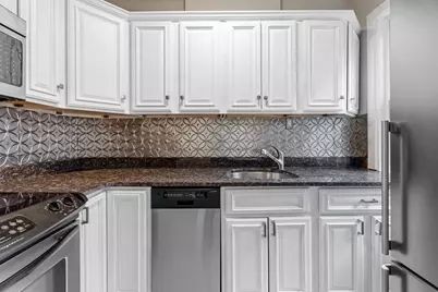 12A Melrose St #3, Boston, MA 02116 - Photo 9